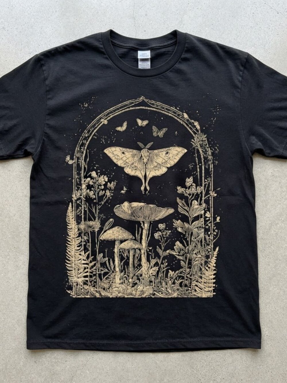 Vintage Luna Moth Mushroom Botanical Cottagecore Black T-Shirt S-4XL